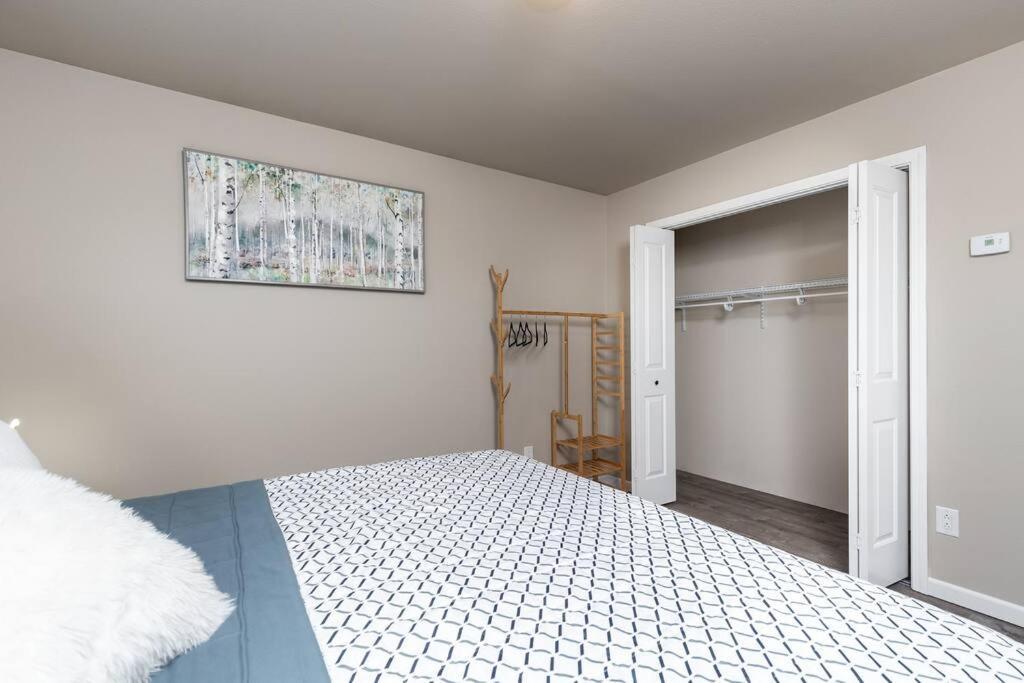 Villa Birch Hill Retreat Great Location2+Garage+Aurora à Fairbanks Extérieur photo